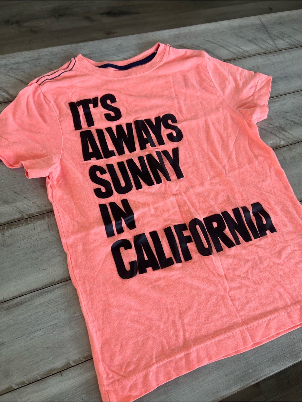 Kids' Coral Graphic Tee - It's Always Sunny in California Medium 7/8 Crazy 8